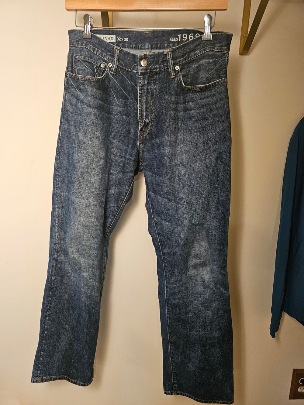 Gap 1969 Men’s Dark Blue Straight-Leg Jeans